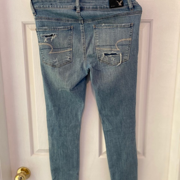 American Eagle super stretch skinny jeans! - Picture 2 of 3